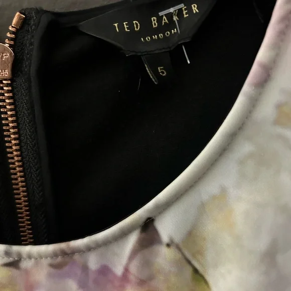 TED BAKER NWOT Pink Floral & Black back with exposed zipper. SIZE:5/6 - Picture 5 of 8